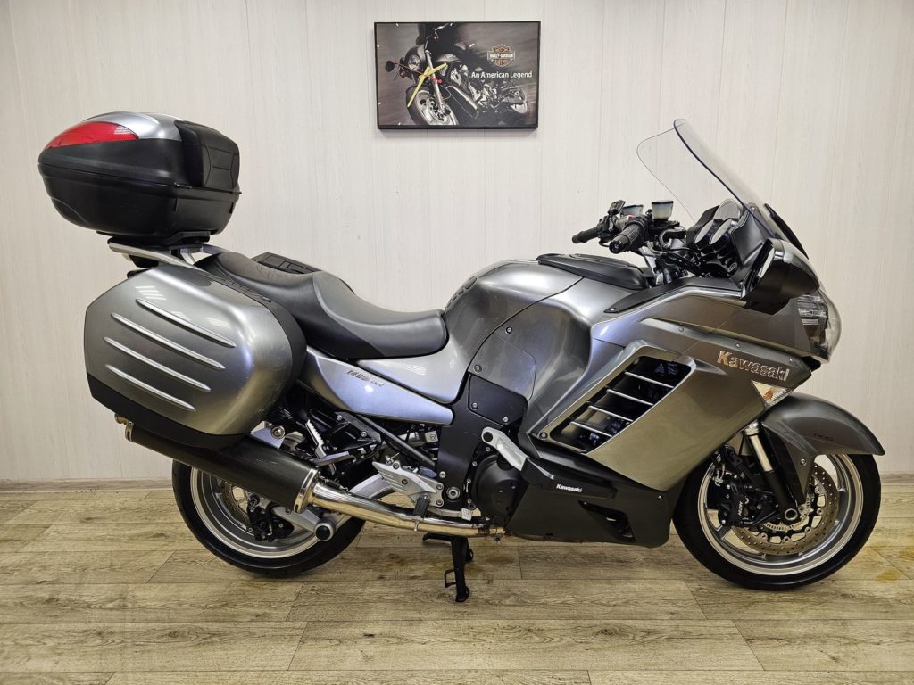 Kawasaki GTR 1400 2009 года Из Европы! В наличии!
