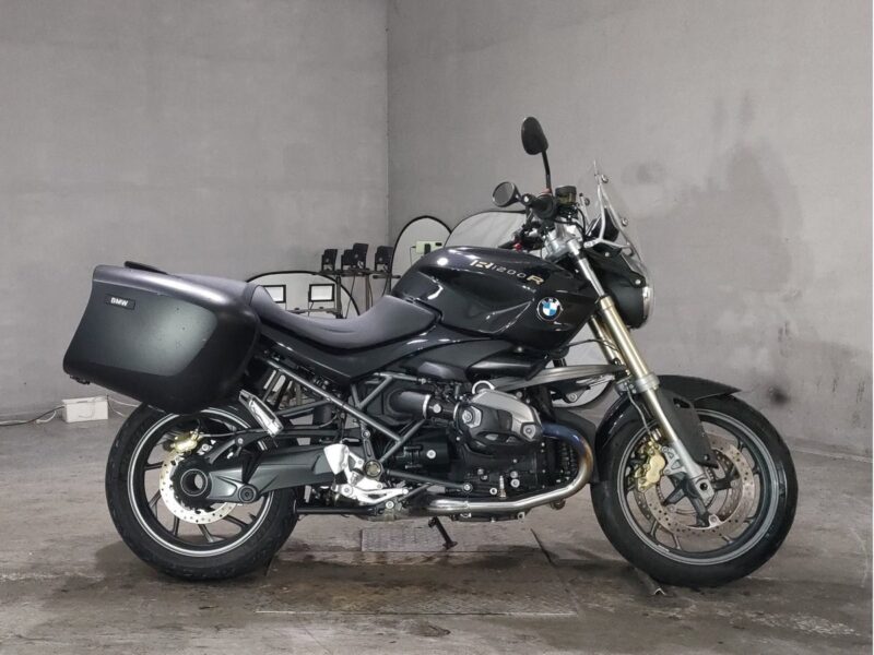 BMW R1200R 2014 из Японии — фото 1