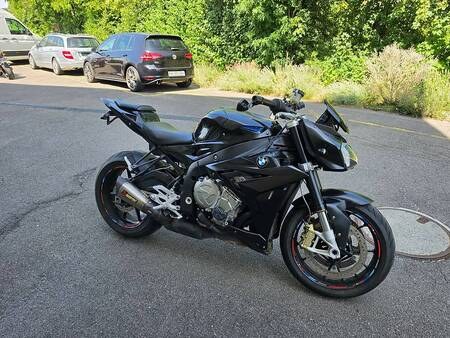 BMW S1000RR 2015 из Швейцарии — фото 1