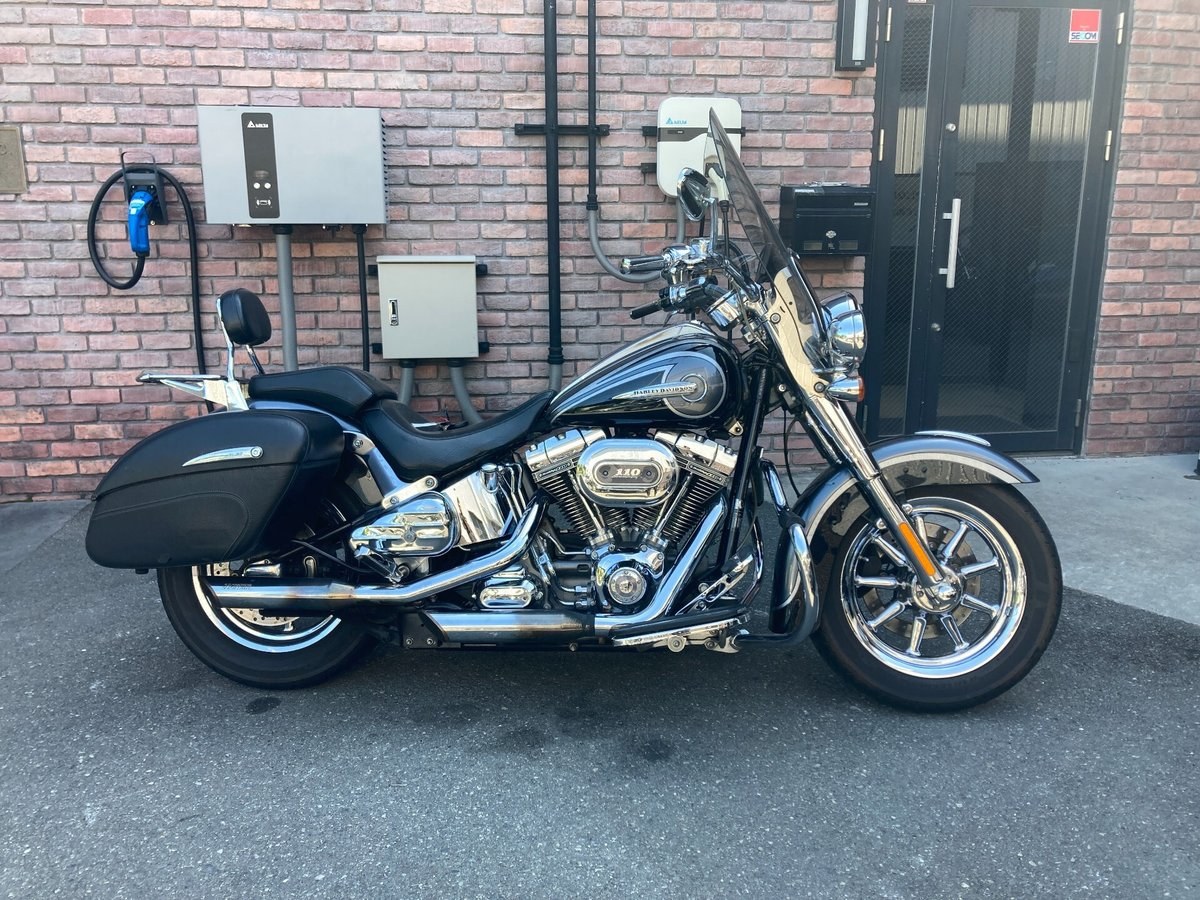 HD FLSTNSE CVO 2015 из Японии — фото 1