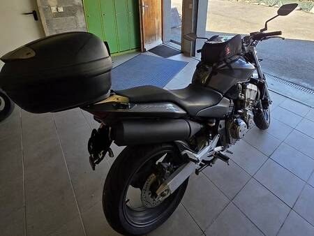 HONDA CB 900 HORNET 2003 из из Швейцарии — фото 1