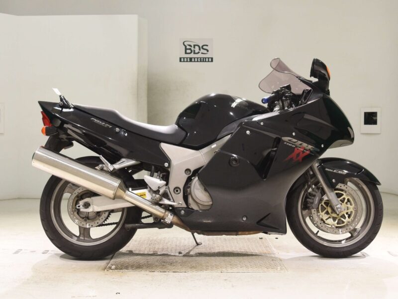 Honda CBR1100XX BLACKBIRD 2000 из Японии — фото 1