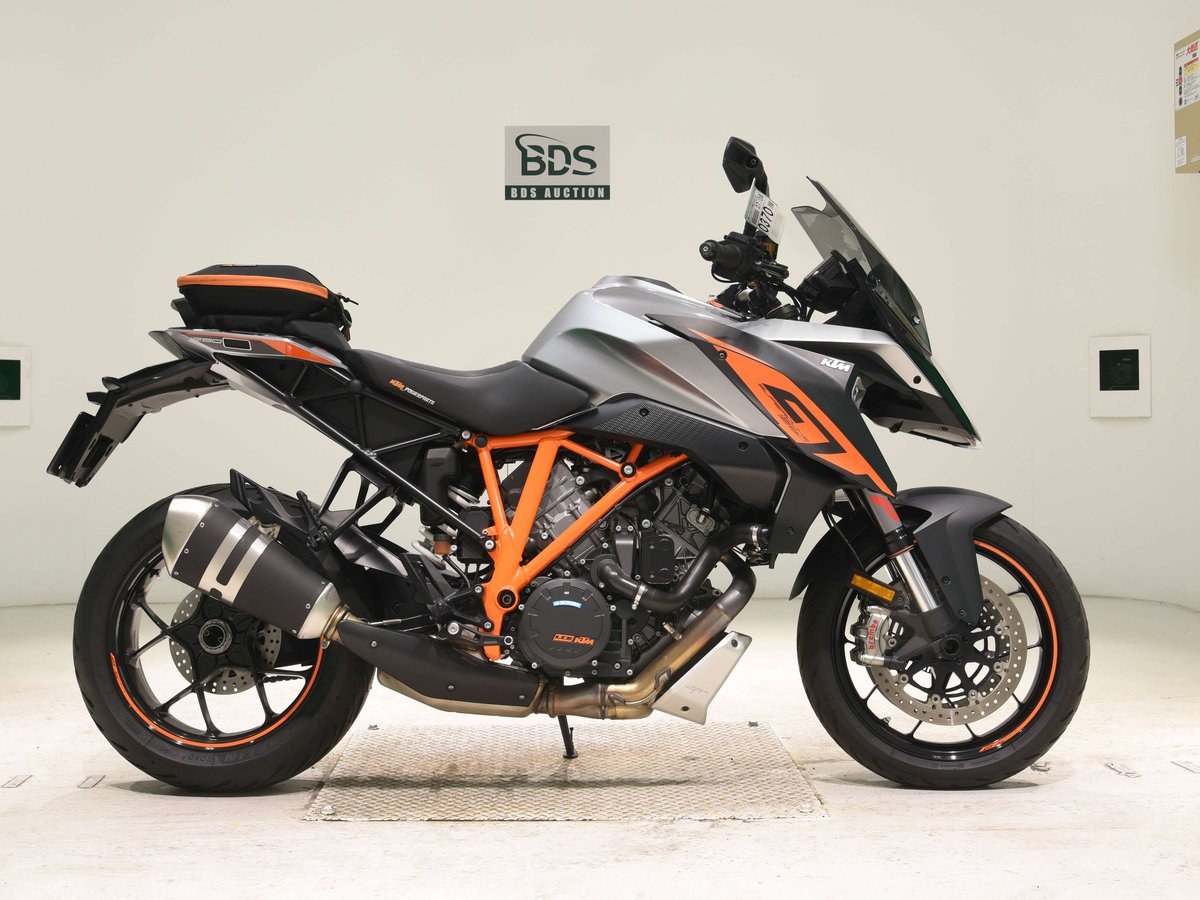 KTM 1290 SUPERDUKE GT 2018 из Японии — фото 1