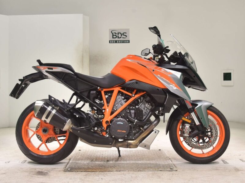 KTM 1290 SUPERDUKE GT 2020 из Японии — фото 1