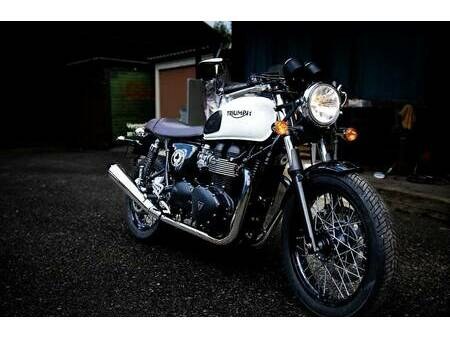 TRIUMPH THRUXTON 2018 из Швейцарии — фото 1
