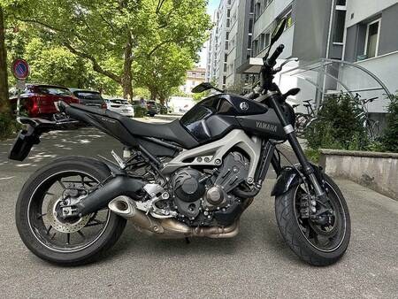 YAMAHA MT 09 2015 из Швейцарии — фото 1