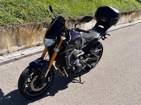 YAMAHA MT 09 2015 из Швейцарии — фото 1