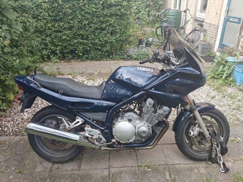 YAMAHA XJ 900 2000 из из Нидерландов — фото 1