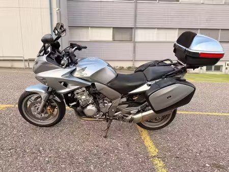 HONDA CBF 1000 2006 из Швейцарии — фото 1