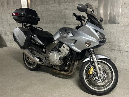 HONDA CBF 1000 2006 из Швейцарии — фото 1