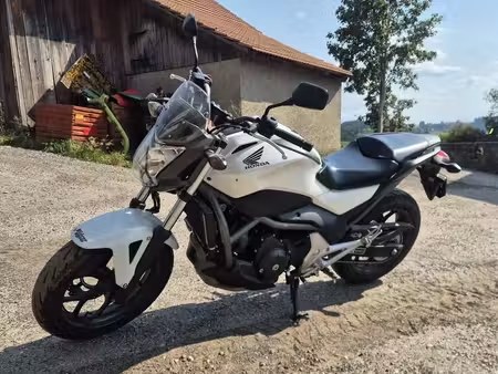 HONDA NC 700 2012 из Швейцарии — фото 1