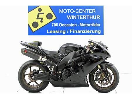 KAWASAKI NINJA ZX 10R ZX-10R 2017 из Швейцарии — фото 1