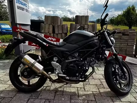 SUZUKI SV 650 2016 из Швейцарии — фото 1