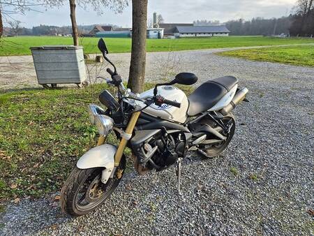 TRIUMPH STREET TRIPLE 2008 из Швейцарии — фото 1