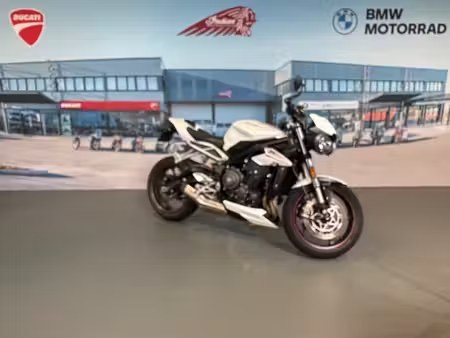 TRIUMPH STREET TRIPLE 2018 из Швейцарии — фото 1