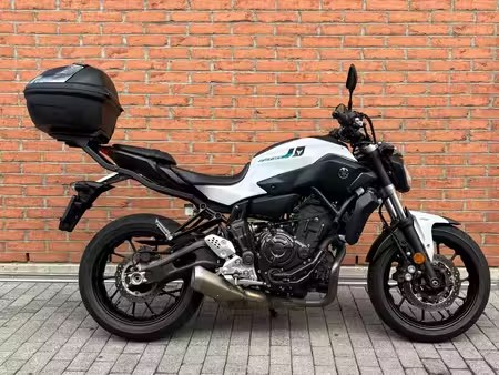 YAMAHA MT 07 2017 из Швейцарии — фото 1