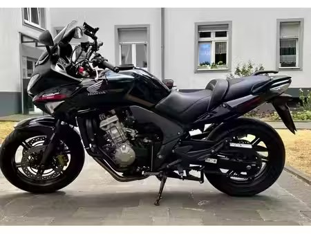 HONDA CBF 600 2021 из Германии — фото 1