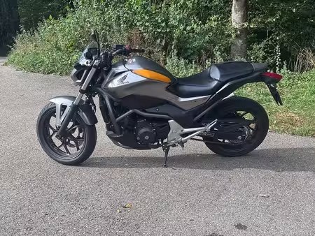 HONDA NC 700 2013 из Швейцарии — фото 1