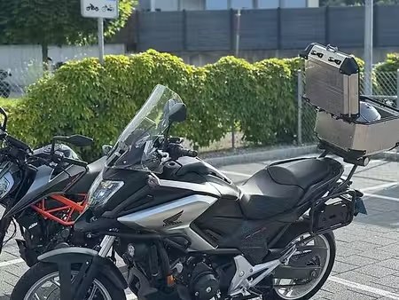 HONDA NC 750 2019 из Швейцарии — фото 1