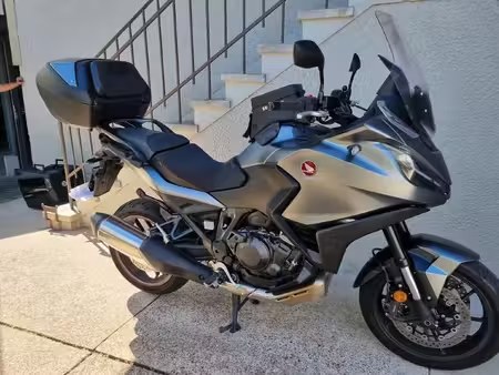 HONDA NT 1100 2022 из Швейцарии — фото 1