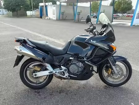 HONDA XL 1000V VARADERO 2004 из Швейцарии — фото 1