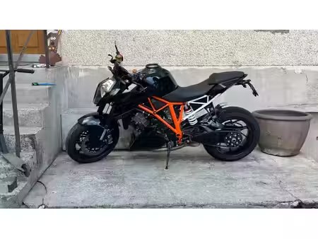 KTM SUPER DUKE 1290 R 2014 из Швейцарии — фото 1