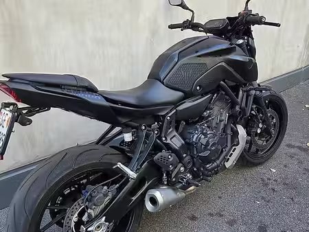 YAMAHA MT 07 2021 из Швейцарии — фото 1