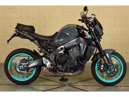 YAMAHA MT 09 2024 из Швейцарии — фото 1